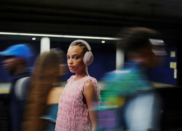 SONY WH-1000XM5 Kabelloser Kopfhörer mit Geräuschunterdrückung, Rauchrosa – Bild 3