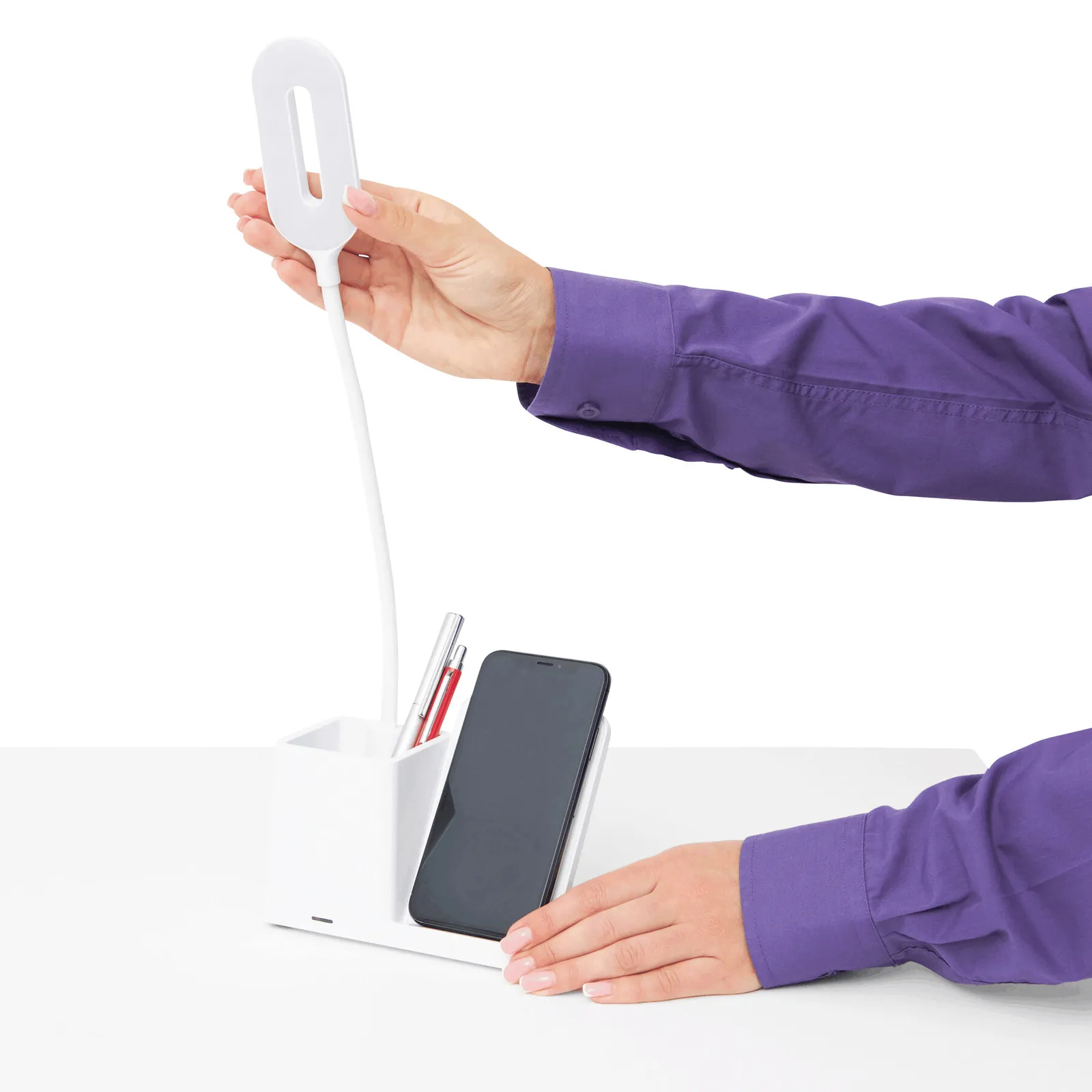 LIGHT & CHARGE - Schreibtischlampe mit Ladestation weiß, weiß – Bild 11