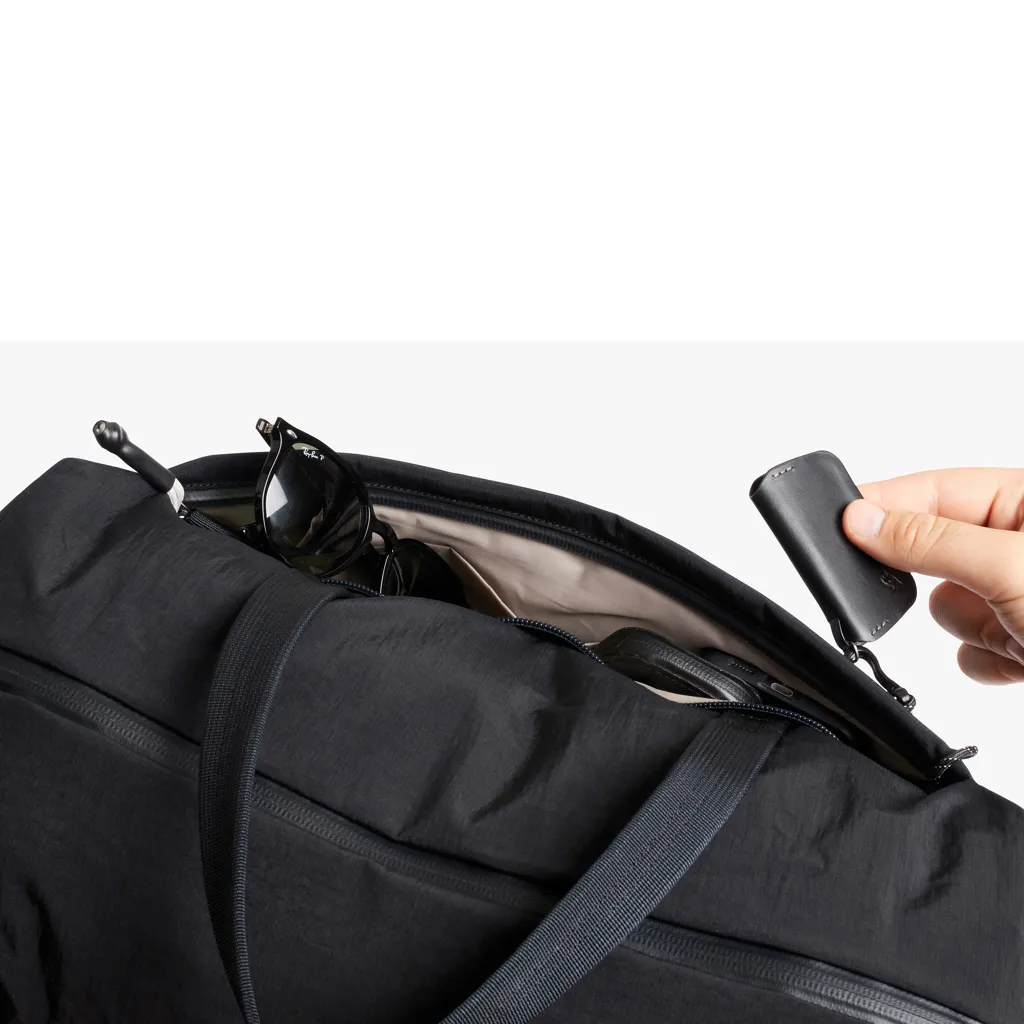 Bellroy Lite Duffel, schwarz – Bild 6