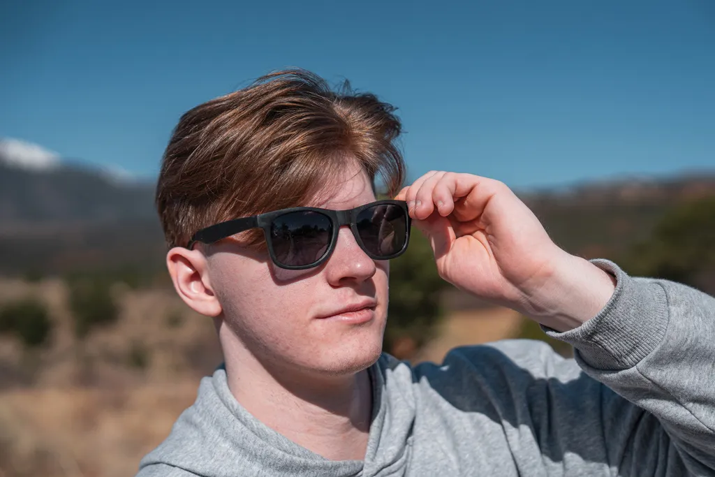 Sonnenbrille aus RCS recyceltem PP-Kunststoff, schwarz – Bild 6