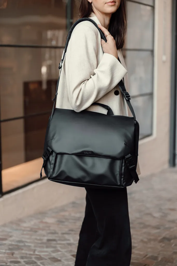 Swiss Peak OSLO RCS Messenger, schwarz – Bild 10