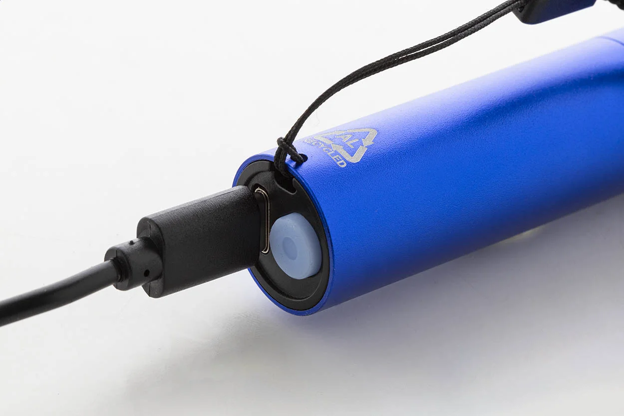 wiederaufladbare Taschenlampe aus recyceltem Aluminium Chargelight Tone, blau – Bild 5