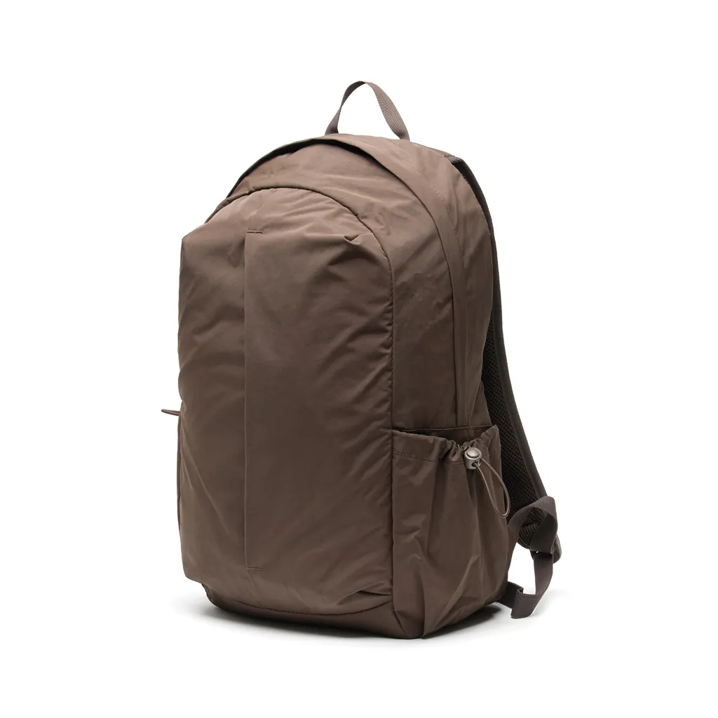 KENTO URBAN 15,6" Rucksack aus RCS  recyceltem Nylon, braun – Bild 2