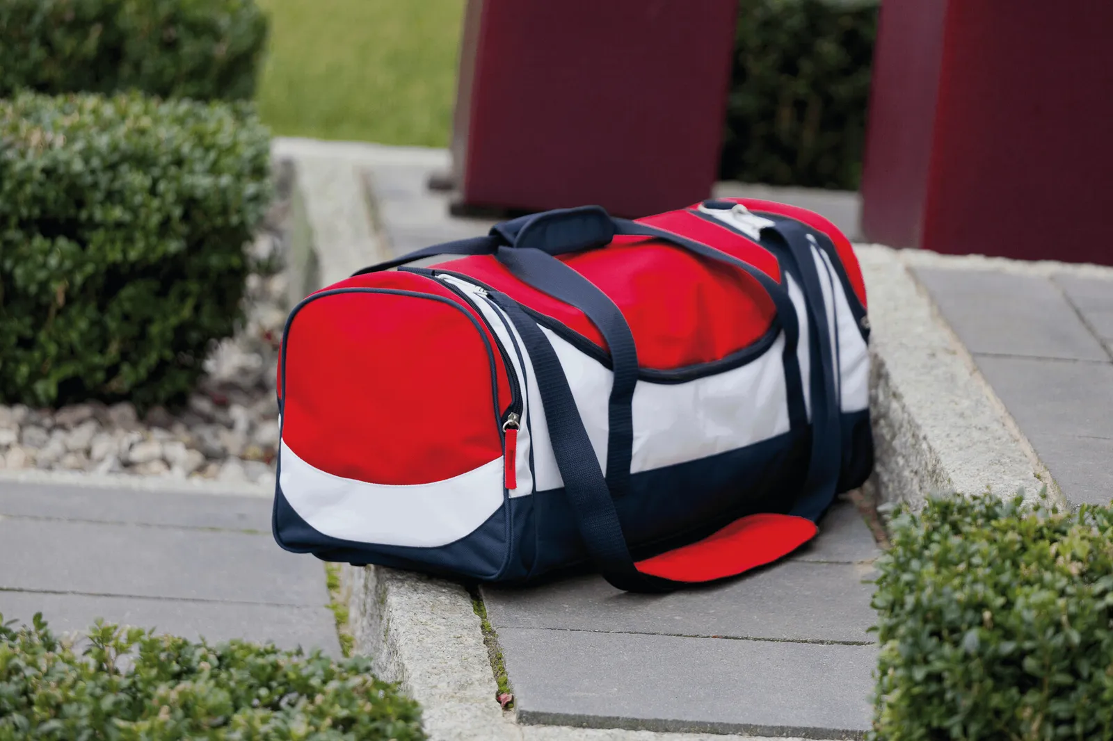 MARINA GYM - Sporttasche blau, rot, weiß, blau, rot – Bild 14