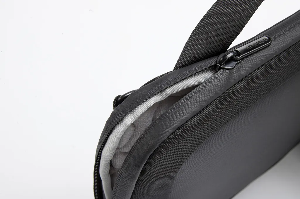 XD Design 14" Laptop Tasche, schwarz – Bild 11