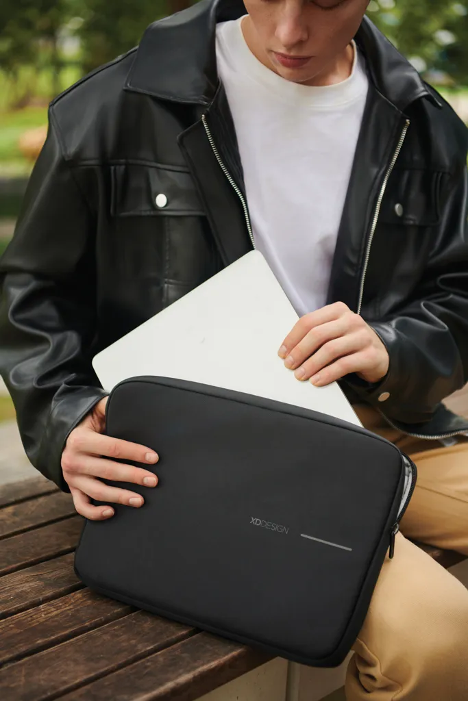 XD Design 16" Laptop Sleeve, schwarz – Bild 16