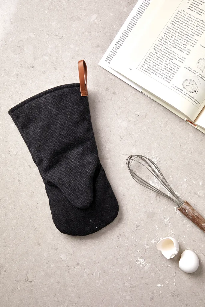 VINGA Asado Ofenhandschuh, schwarz – Bild 4