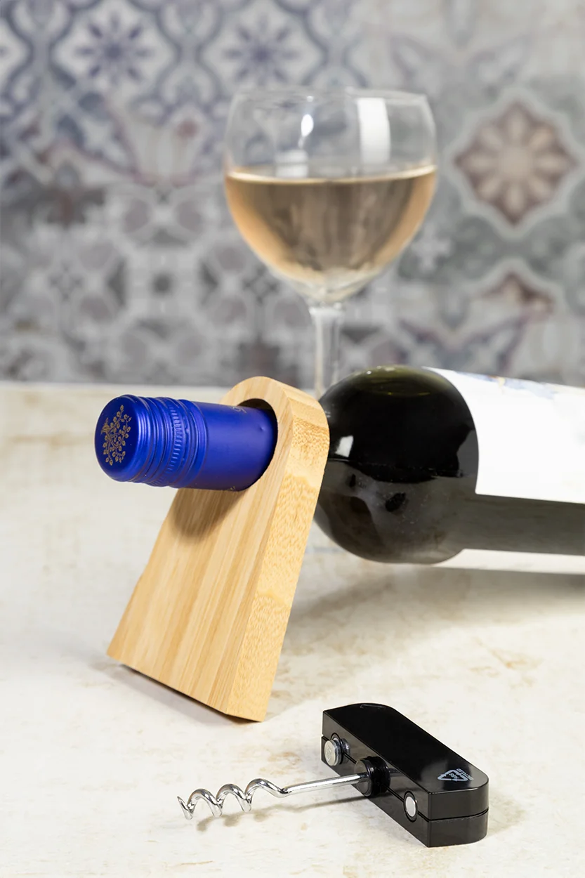 Flaschenhalter Kyoho mit Korkenzieher, natur, schwarz – Bild 7