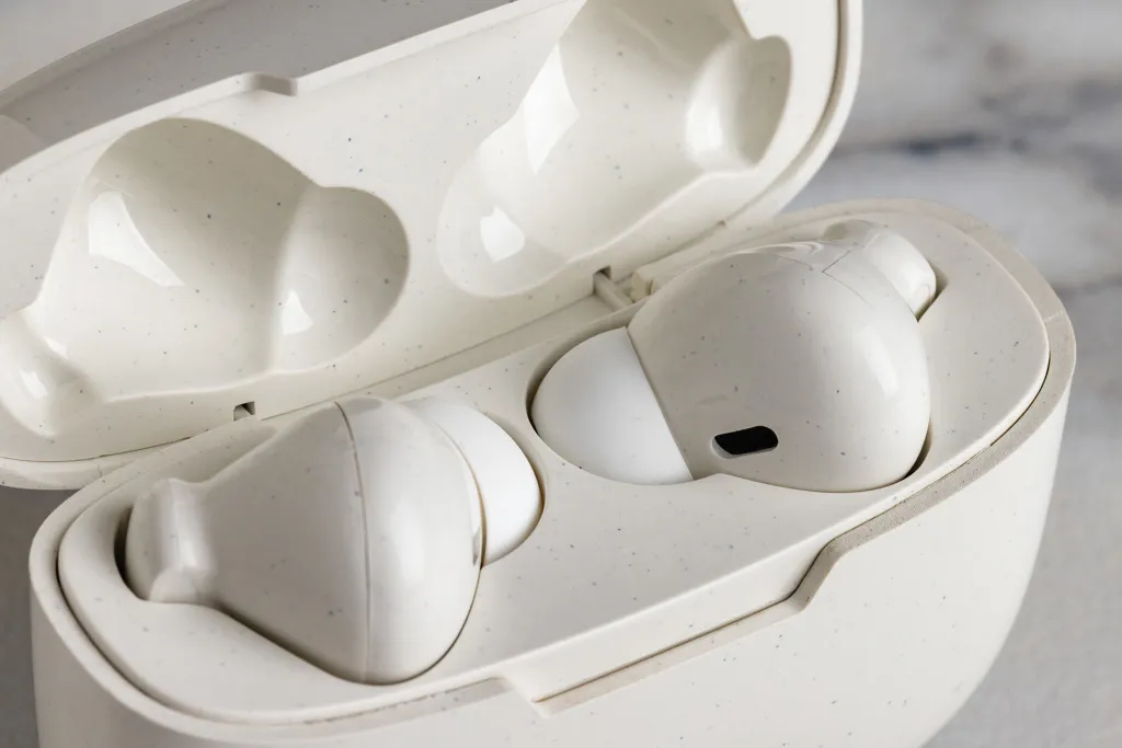 Liberty Pro TWS-Ohrhörer aus recyceltem RCS-ABS, weiß – Bild 7