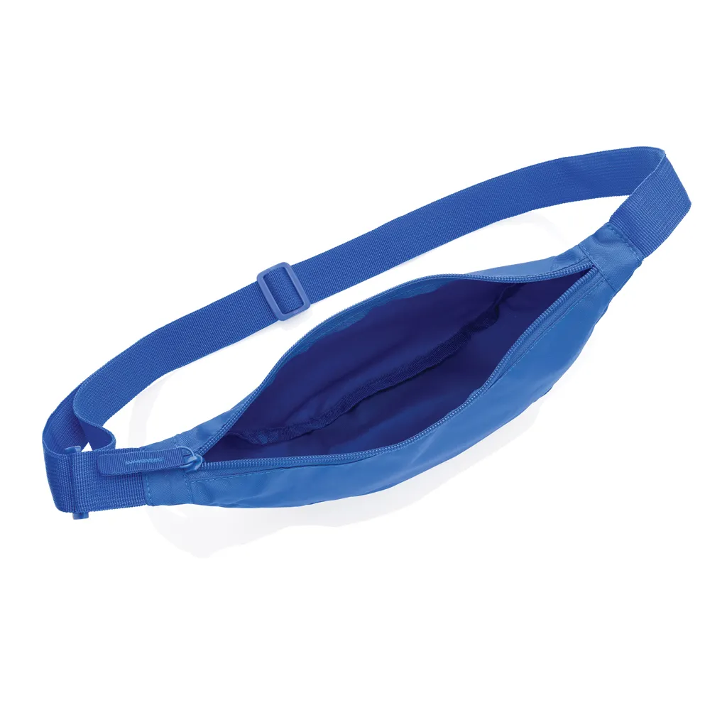 Crescent AWARE™ RPET Half-Moon Sling Tasche, Königsblau – Bild 4