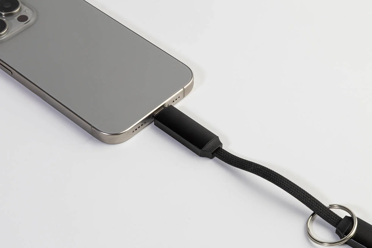 Schlüsselanhänger Keycab mit 60W USB-C-Kabel, schwarz – Bild 2