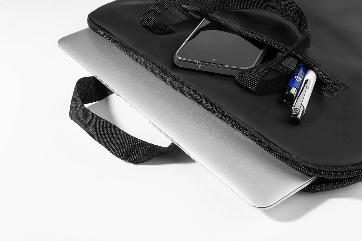 Laptoptasche Pubbuk aus RPU, schwarz – Bild 4
