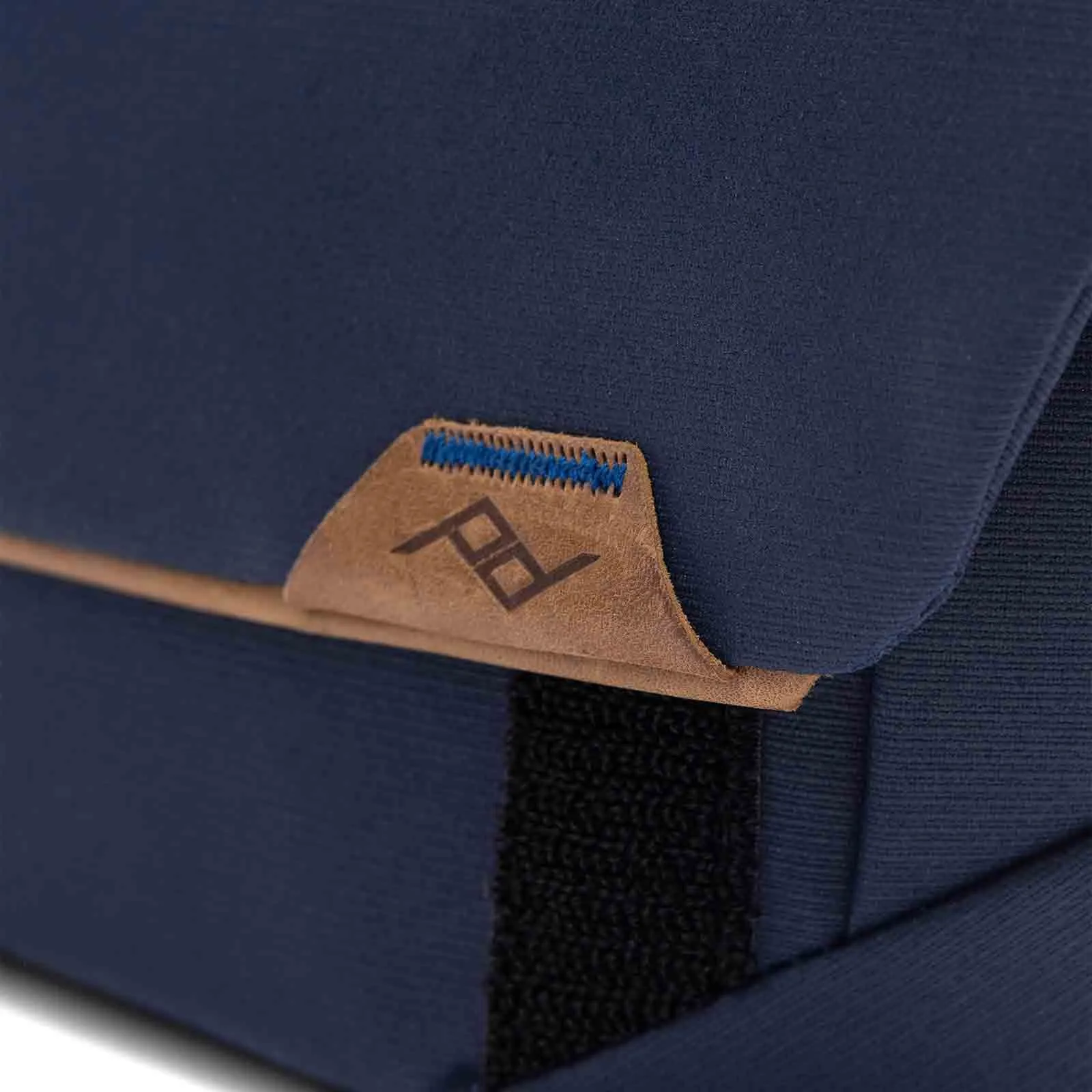 Peak Design Field Tasche, Mitternacht – Bild 3