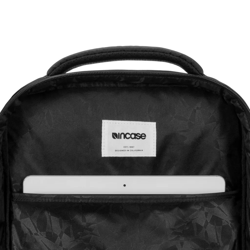 Incase ICON Slim Pack, schwarz – Bild 13