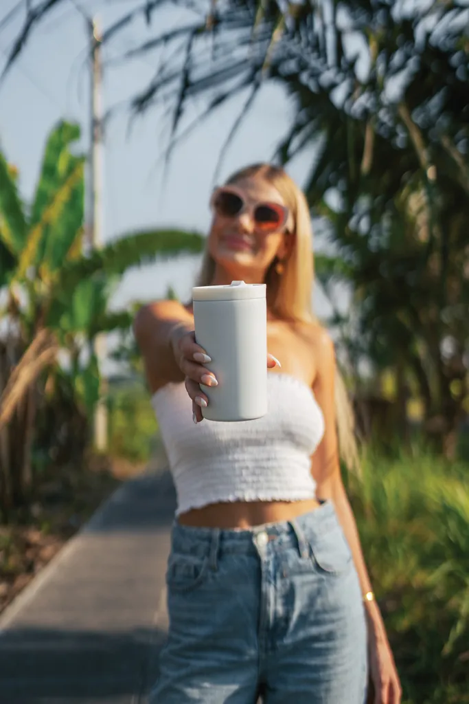 Doppelwandiger Vakuum-Becher aus RCS recyceltem SS, weiß – Bild 7