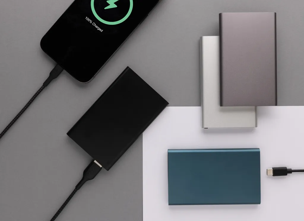 4.000mAh Type-C Powerbank aus RCS recyeltem ABS & Aluminium, schwarz – Bild 6