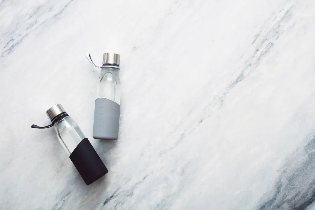 VINGA Lean Glasflasche, schwarz – Bild 6