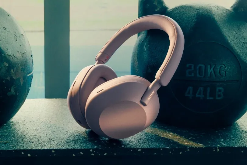 SONY WH-1000XM5 Kabelloser Kopfhörer mit Geräuschunterdrückung, Rauchrosa – Bild 5
