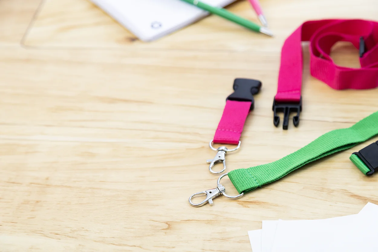 Lanyard Revent Plus aus RPET, pink – Bild 4