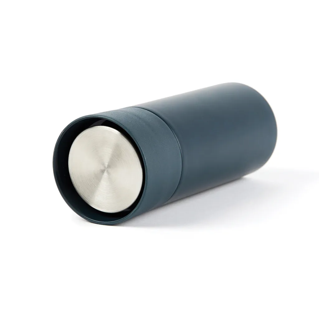 VINGA Otis Thermo-Becher "to go", navy blau – Bild 2