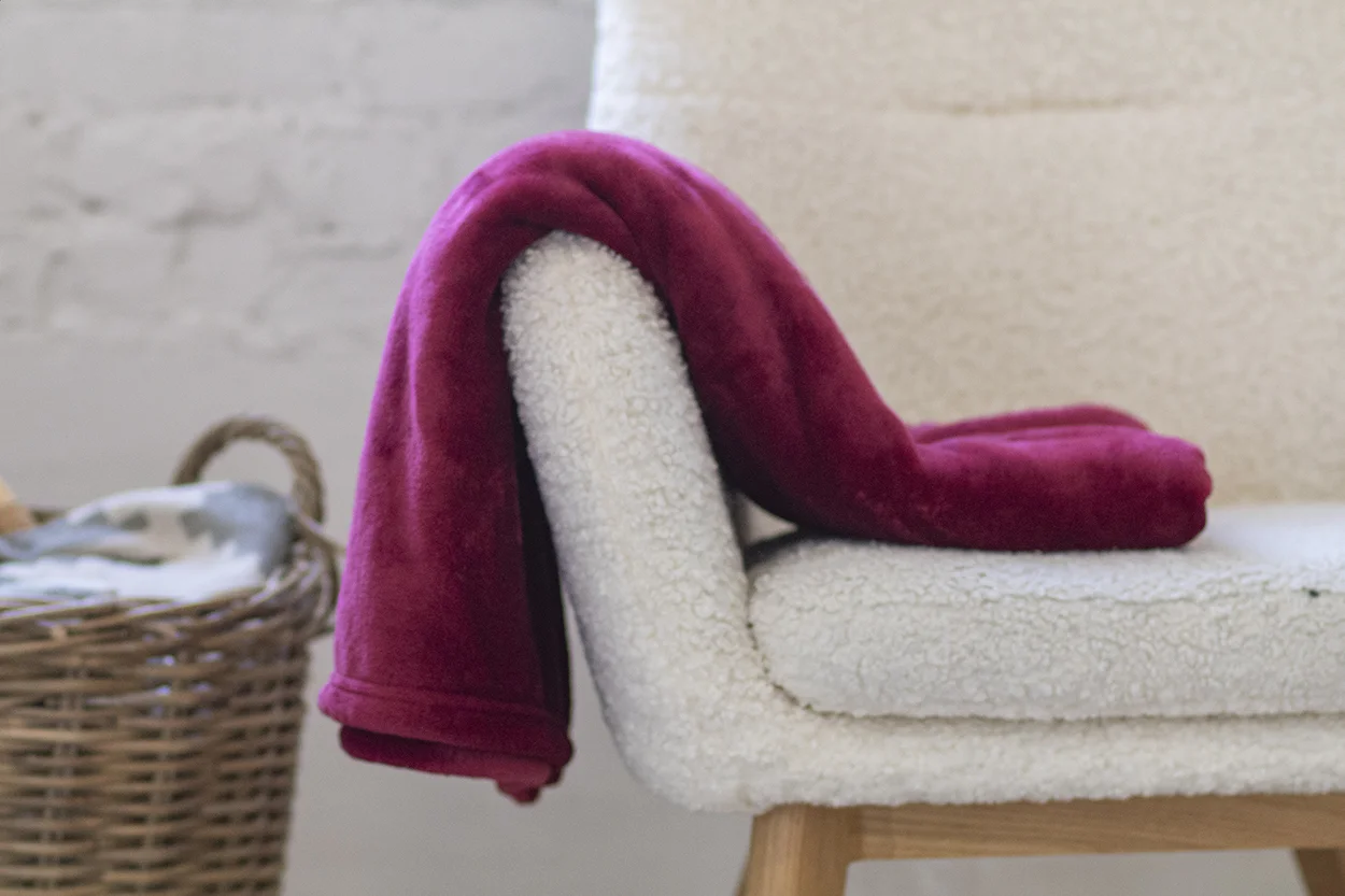 Flannel-Decke Espoo, burgund – Bild 4