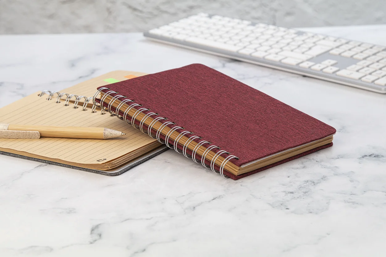 RPET Notizbuch Holbook, rot – Bild 9
