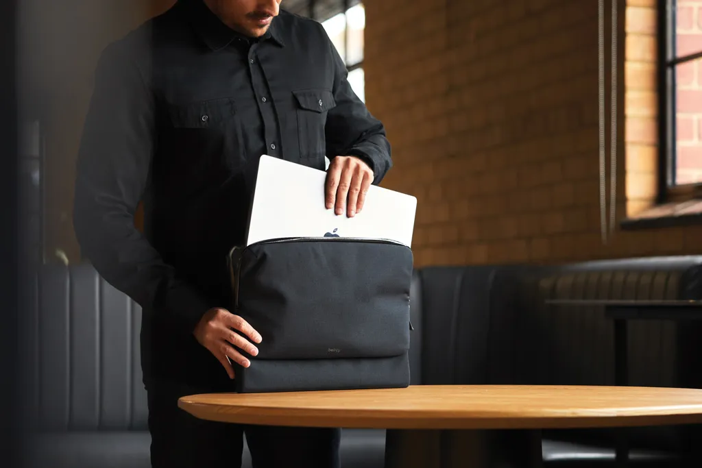 Bellroy Laptop Caddy 16", schwarz – Bild 12