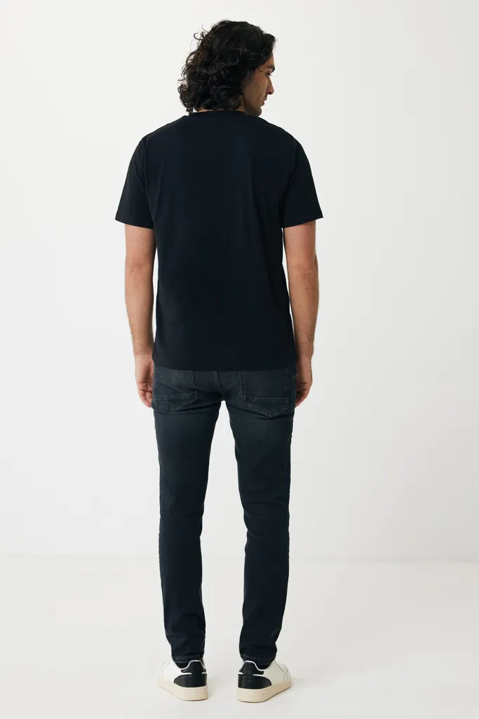 IQONIQ Sierra Lightweight T-Shirt aus recycelter Baumwolle, schwarz – Bild 5