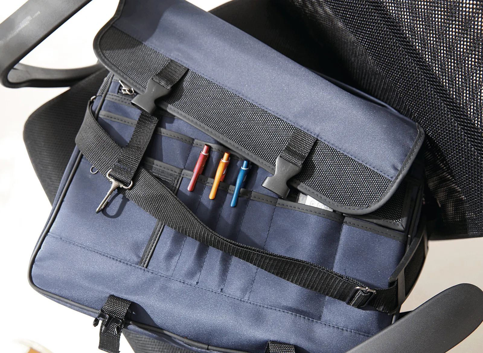 AVANTI DOC - Dokumententasche blau, schwarz, blau, schwarz – Bild 7