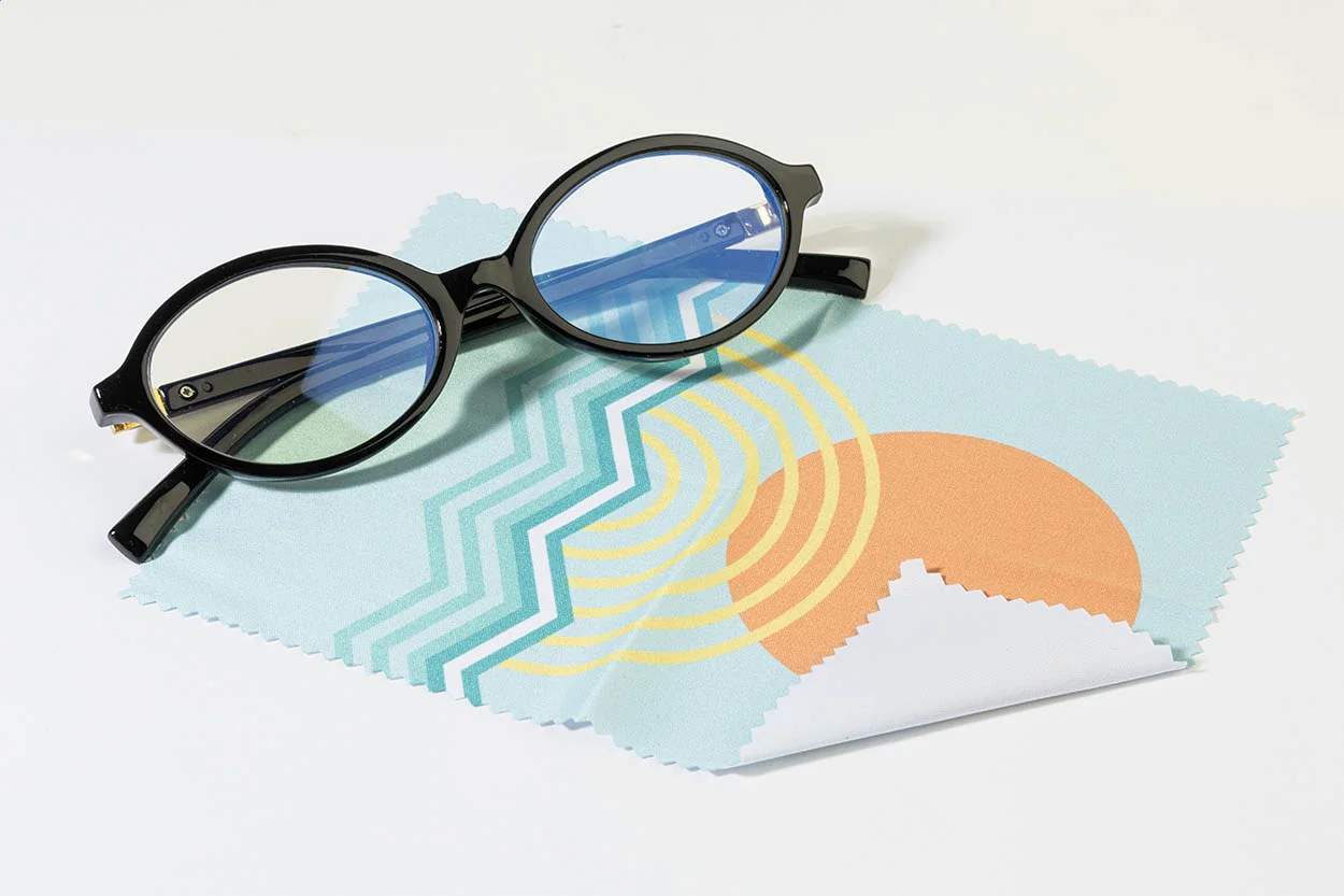 Individuelles Reinigungstuch Dioptry Gift, weiß – Bild 6