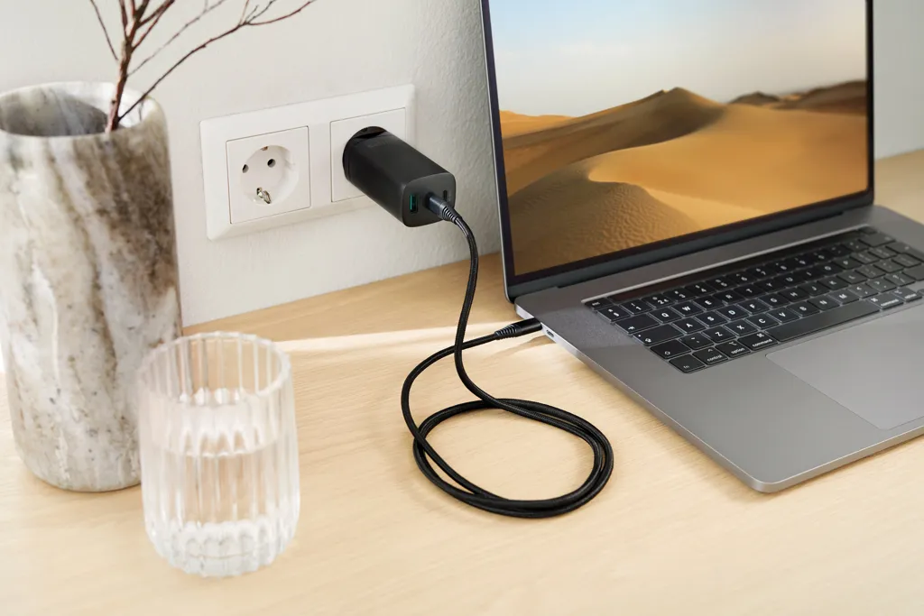 Philips 65W Ultra-Schnell-PD 3-Port-USB-Wandladegerät, schwarz – Bild 6