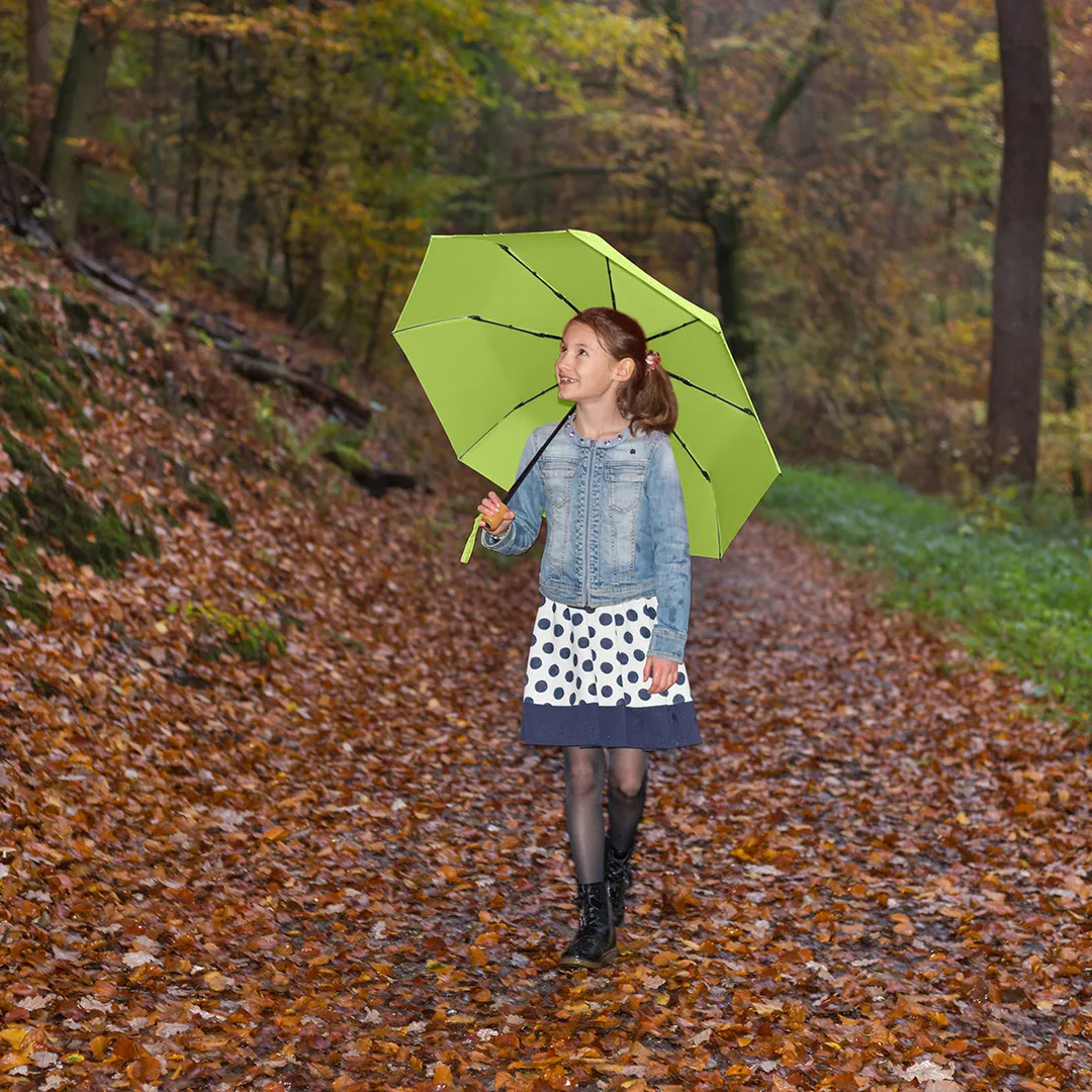 Taschenschirm ÖkoBrella, Ø 98 cm, Länge 26,5 cm, limette wS – Bild 9
