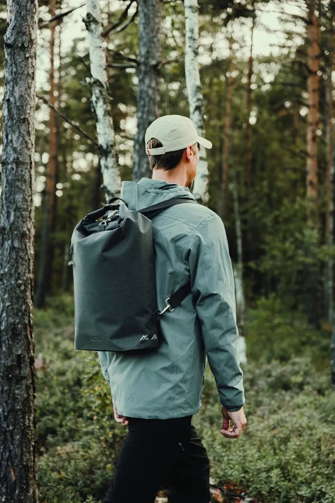 Nordic Drift Trail RCS wasserdichte Fahrradtasche 25L, schwarz – Bild 9