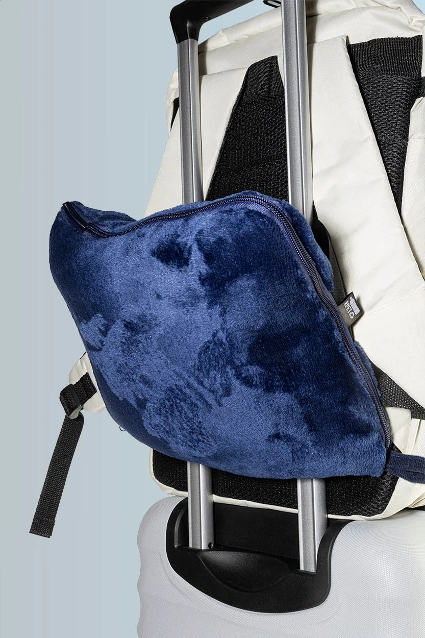 2in1 Reisedecke und -kissen Napwrap, dunkelblau – Bild 4