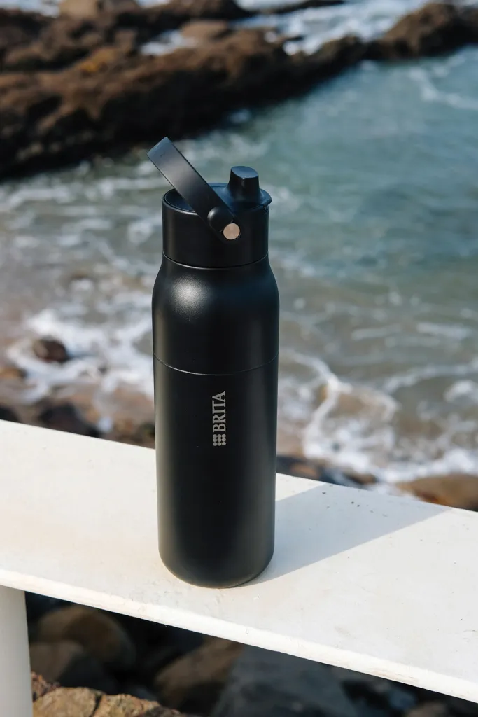 BRITA LARQ Essential Wasserflasche 680ml, schwarz – Bild 9