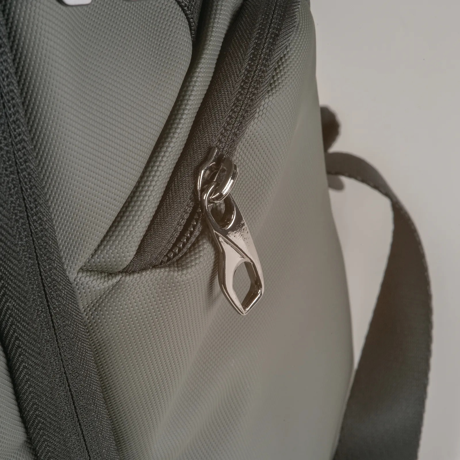 MoLu Rucksack Santa Ana, anthrazit – Bild 10